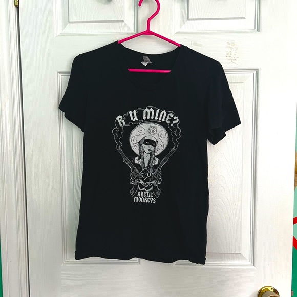 Arctic Monkeys Concert Tshirt - Picture 1 of 2